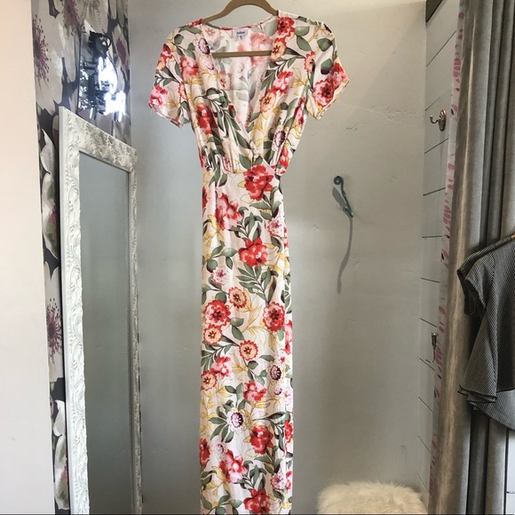 Aakaa floral wrap dress - Picture 1 of 7